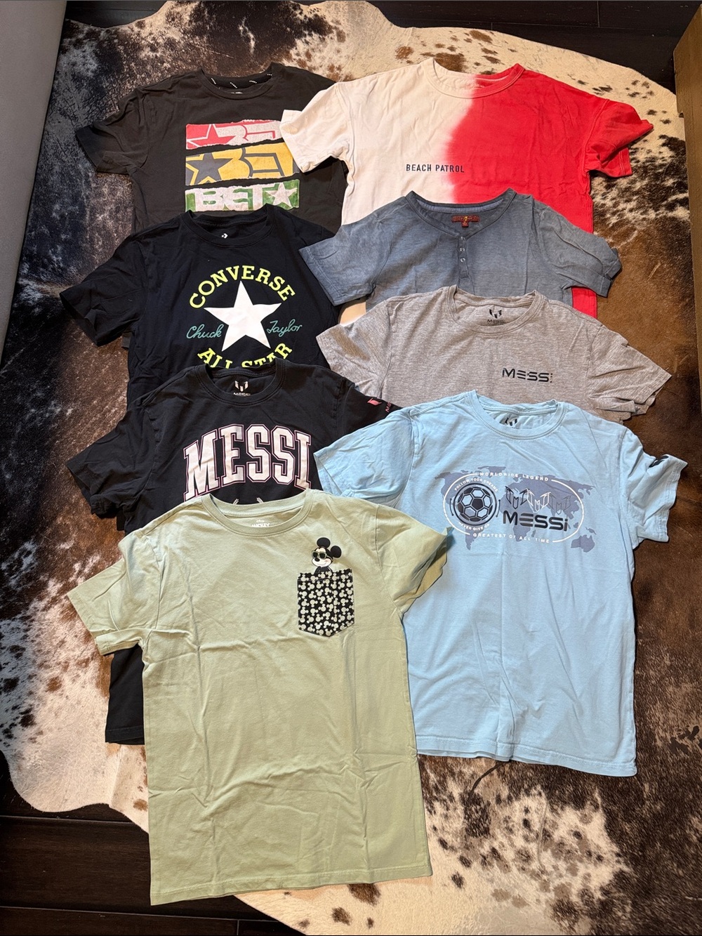 Set of 8 tees, Converse, Messi etc